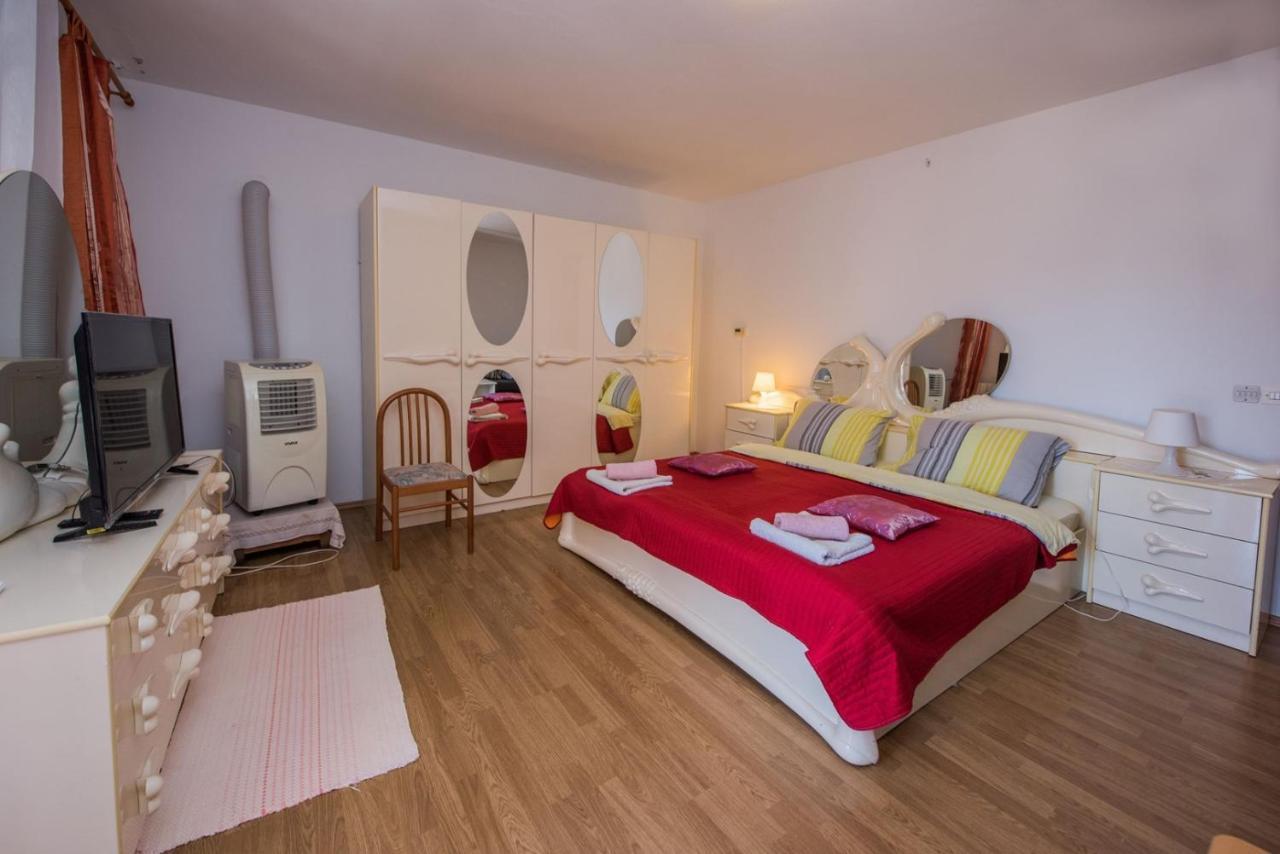 Two Bed Rooms Fortuna Near The Beach Poreč Exteriér fotografie